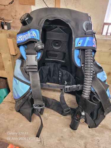 Aqua lung bcd spiro size - bcd,