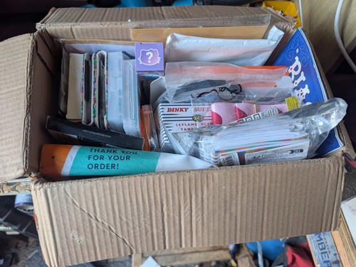 Mystery box 100 plus - £100,