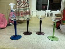 Set of 4 Vintage Wine Glasses – coloured stems
