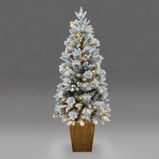 PreLit LED Christmas tree Snow