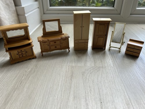Dollshouse bedroom furniture - dollshouse,