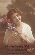 POSTCARD GLAMOUR  GIRL WITH THE FLOWERS - BIRTHDAY WISH