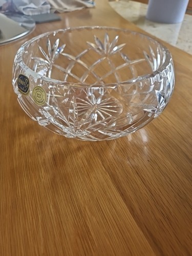 Bohemian crystal bowl - ,