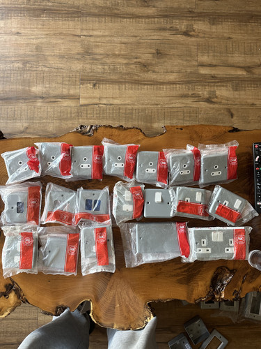 Large job lot - lot, mk