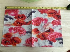 poppy place mats new x 4  red