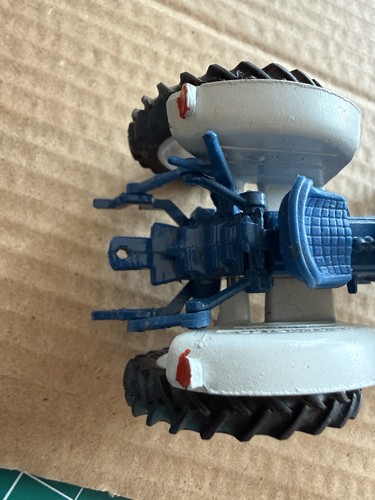 Britains ford 5000 tractor - ford,