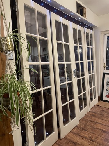 Huge internal bifold glazed - huge,