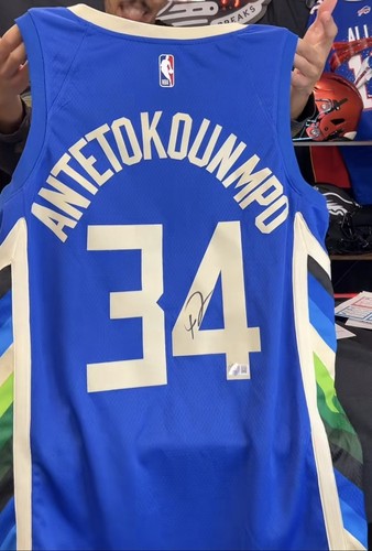 Giannis antetokounmpo - giannis,