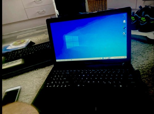 Asus vivobook 15 laptop - asus,