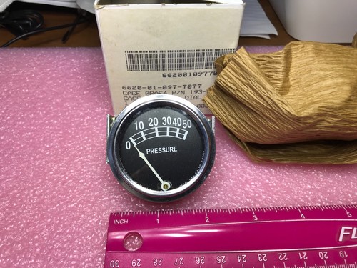 Oil pressure dial guage - oil,