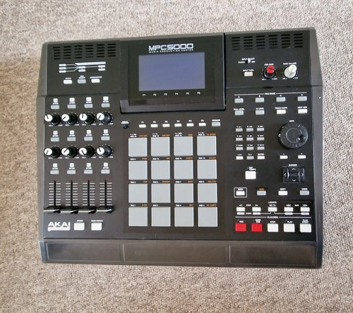 Akai mpc5000 mpc 5000 - akai,