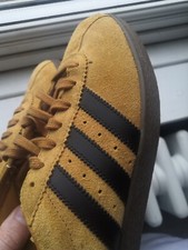 Adidas Tobacco UK 8.5  sample