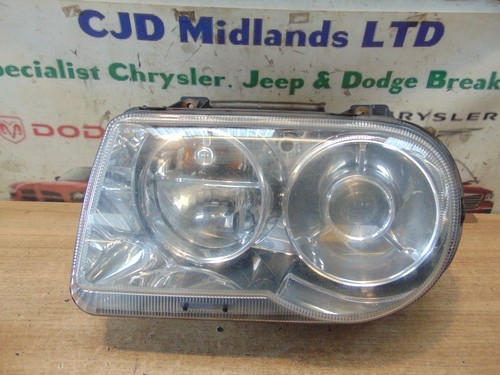 Chrysler 300c hemi left - 300c,