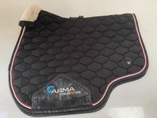Arma Contour Pro Luxe Black Red Numnah L 17"-18" Saddle Pad Sheepskin