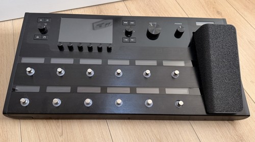Line helix floor guitar - line,