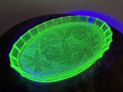 Sowerby art deco uranium glass - art,