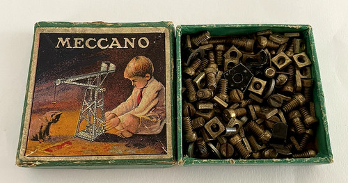 Meccano green cardboard small - meccano,