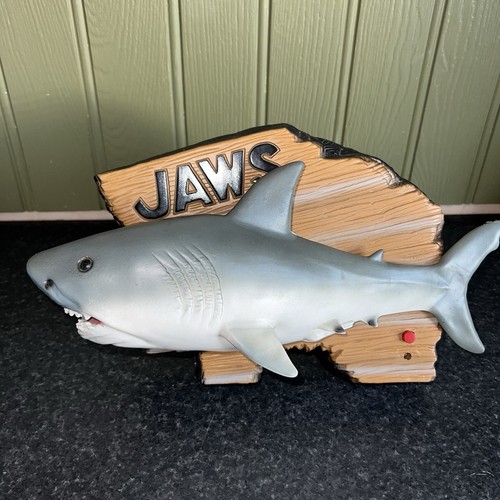 Gemmy jaws singing - singing, fish