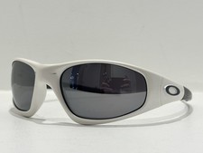 Oakley Straight Jacket