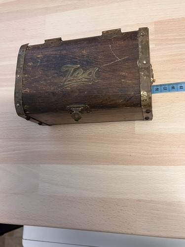 This antique style wooden tea - style,