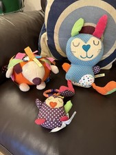 Bundle of three Mamas and