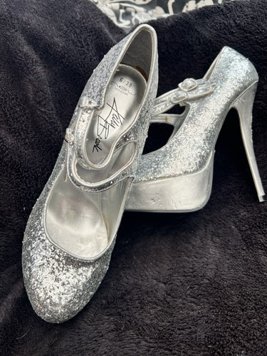 Shiny silver glitter - shiny,