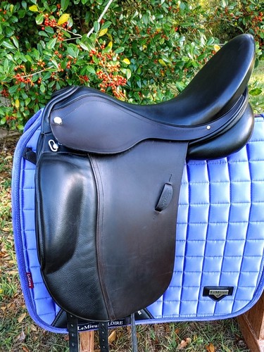 Albion dressage saddle - albion,