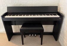 Roland F-110 Digital Piano in Satin Black