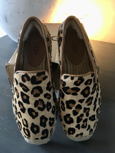 Ladies ugg loafer size 5 - ugg,