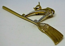 Vintage 1980's Avon Gold Color Metal Cat on Broom Stick Design Pin Brooch