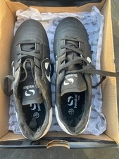 Sondico Strike SG Boys Black Football Boots Size UK 1 EU 33