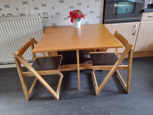 Table and chairs set - and,