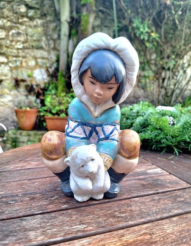 Lladro 2232 poor little - "poor,
