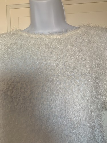 Lovely soft cream - soft, short