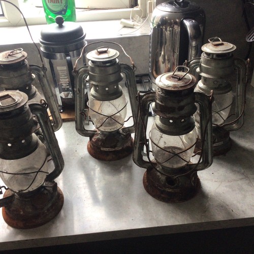 Hurricane lamps - x,