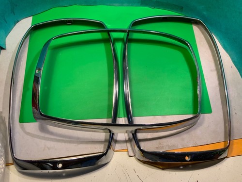 Hella 100710 front light bezel - front,