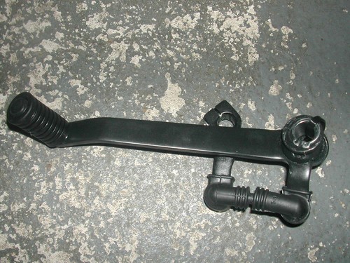 Genuine engine foot gear - engine,