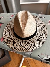 M&S Trilby Hat size 22"