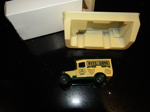 Lledo model trucks days - x,