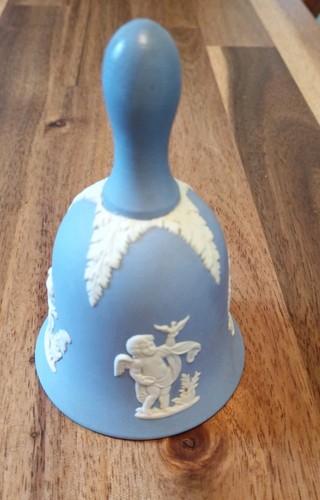 Jasperware wedgwood blue bell - blue,