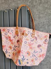 Ladies Floral LA MAISON DU VOYAGE Large Bag.