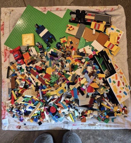 Lego bricks pieces bundle - lego,