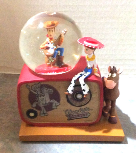 Disney store toy story - story, 2