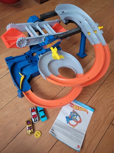Hot wheels track builder - hot,