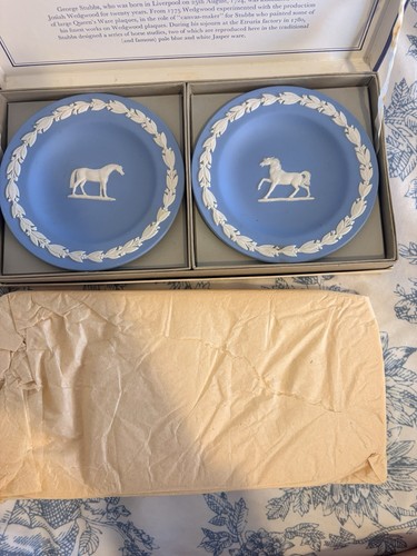 Wedgwood blue jasperware - wedgwood,