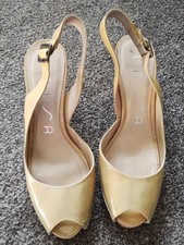 Stylish Unisa Slingback Shoes