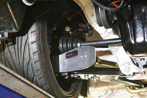 Front brake cooling ducts - front,