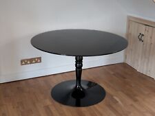 Round Heals Dining Table