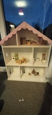 Isabelle Dolls House