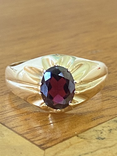 Gents 9ct gold almandine - gold,